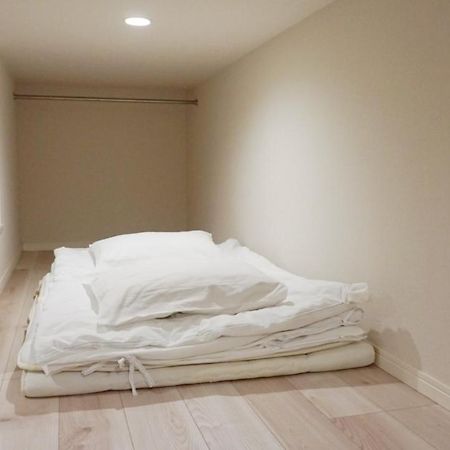 Апартаменты Trip Pod Sumiyoshi C Фукуока Экстерьер фото