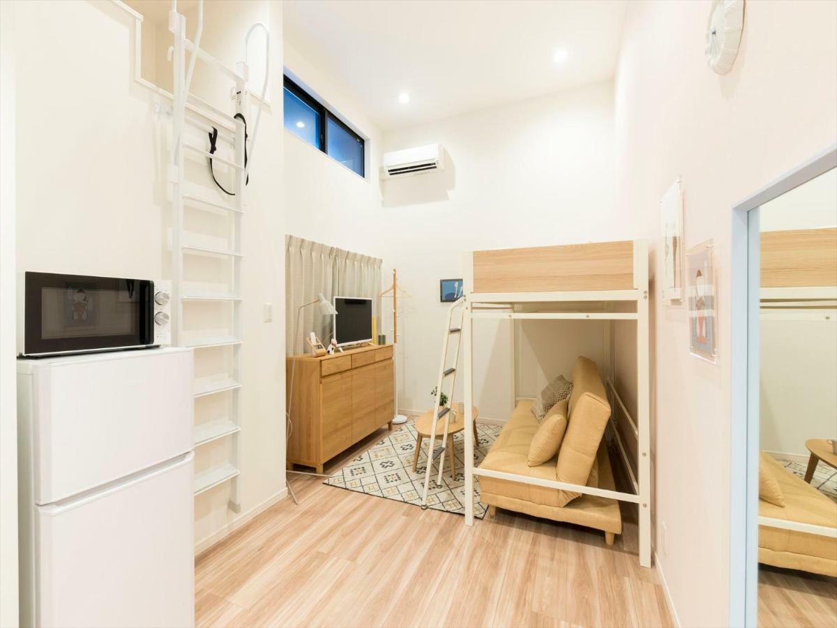 Апартаменты Trip Pod Sumiyoshi C Фукуока Экстерьер фото